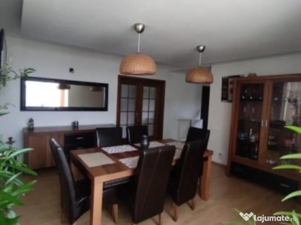 Casa de vanzare – Domnesti, 4 camere