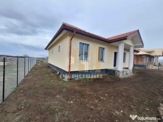 Ocazie! 2 Case individuale 4 camere Sanpetru Brasov