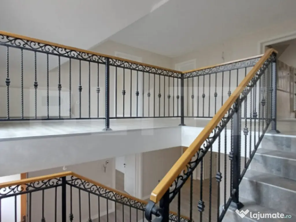 Casa individuala 361 mp, teren 1590 mp, in Luna langa Campia