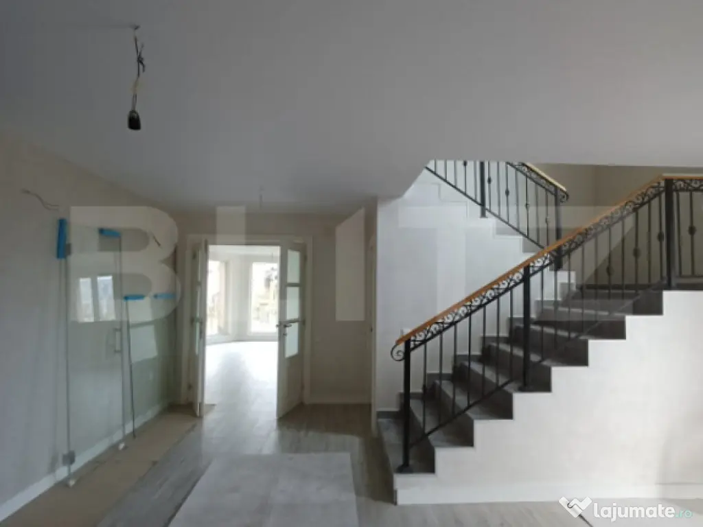 Casa individuala 361 mp, teren 1590 mp, in Luna langa Campia