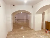 Spatiu comercial, 240 mp, zona Centrala 