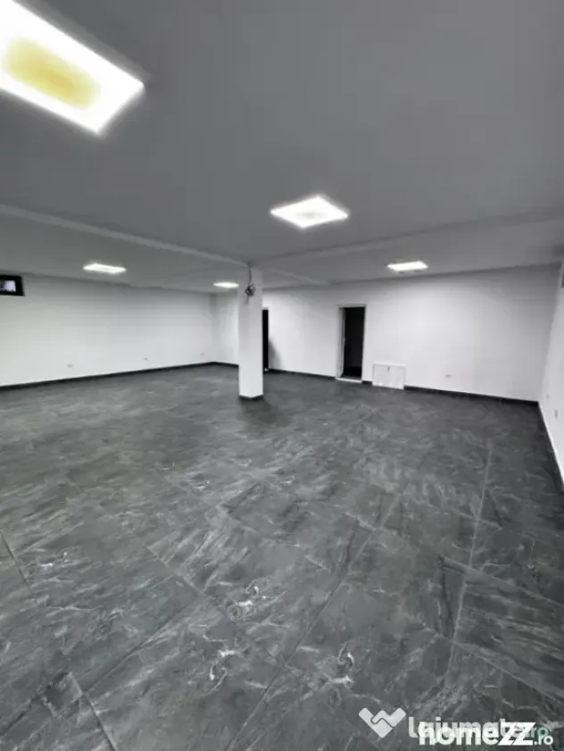 Spatiu Comercial 120 mp utili Podari - Podari (Dolj)