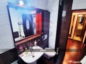 Strada Moldovei, Apartament cu 3 camere plus boxa de vanzare 