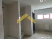 Showroom hala | 5,100 mp teren Aradul Nou 