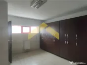 Showroom hala | 5,100 mp teren Aradul Nou 