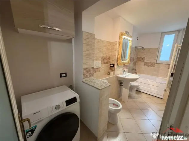 Apartament 4 camere transformat in 3, etaj 1, 100mp, Pictor