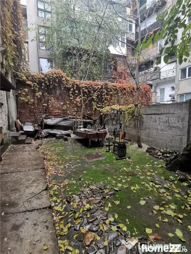 UNIVERSITATE-COLTEI, spatiu comercial nestradal, 72 mp