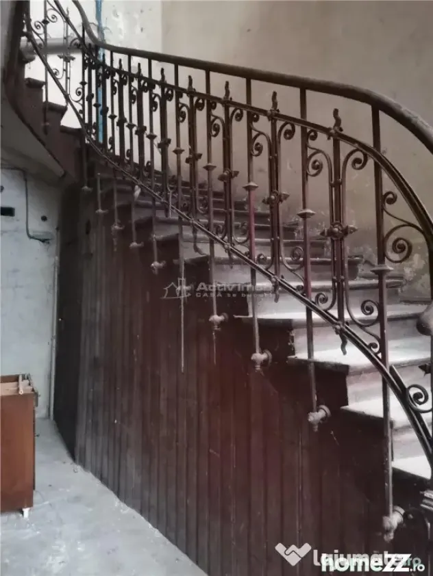 UNIVERSITATE-COLTEI, spatiu comercial nestradal, 72 mp