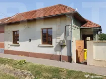 DE VANZARE Casa cu gradina mare în Lugoj