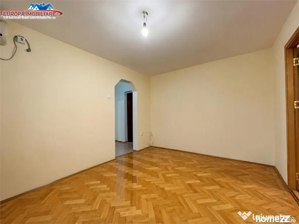 Apartament 4 camere de zona Alunisului -Tulcea - Tulcea (Tulcea)