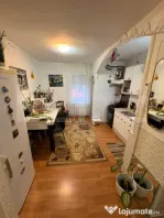 Apartament 4 camere, 80 mp, spațios, etaj intermediar