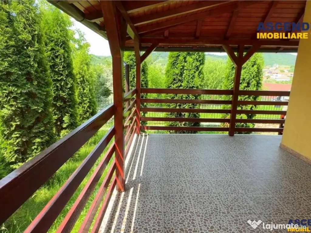 Vila cu dotari premium, vedere pretioasa,garaj,securizare,Co