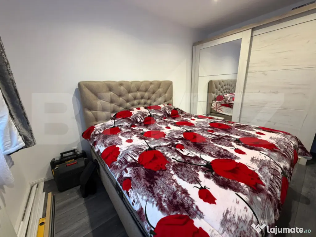 Apartament 3 camere, 64 mp, zona Teilor