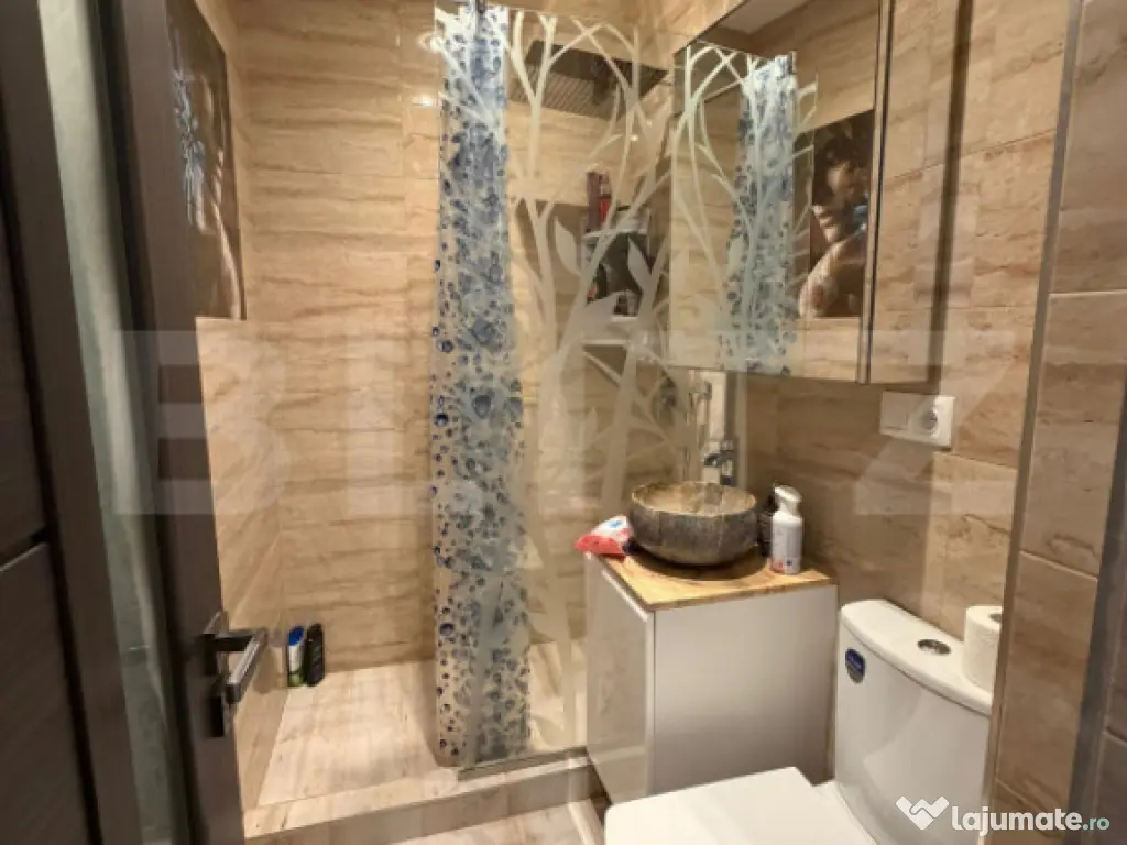 Apartament 3 camere, 64 mp, zona Teilor