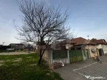 Casă de vânzare, 105.50 mp, teren 483 mp, zona Centru