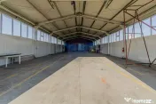 De închiriat spațiu pentru depozitare 300mp + curte 650... 