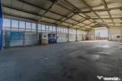 De închiriat spațiu pentru depozitare 300mp + curte 650... 