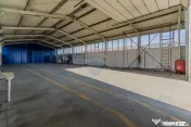 De închiriat spațiu pentru depozitare 300mp + curte 650... 