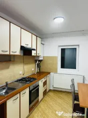 Apartament cu 3 camere, de inchiriat, zona Subcetate - 75000Euro 