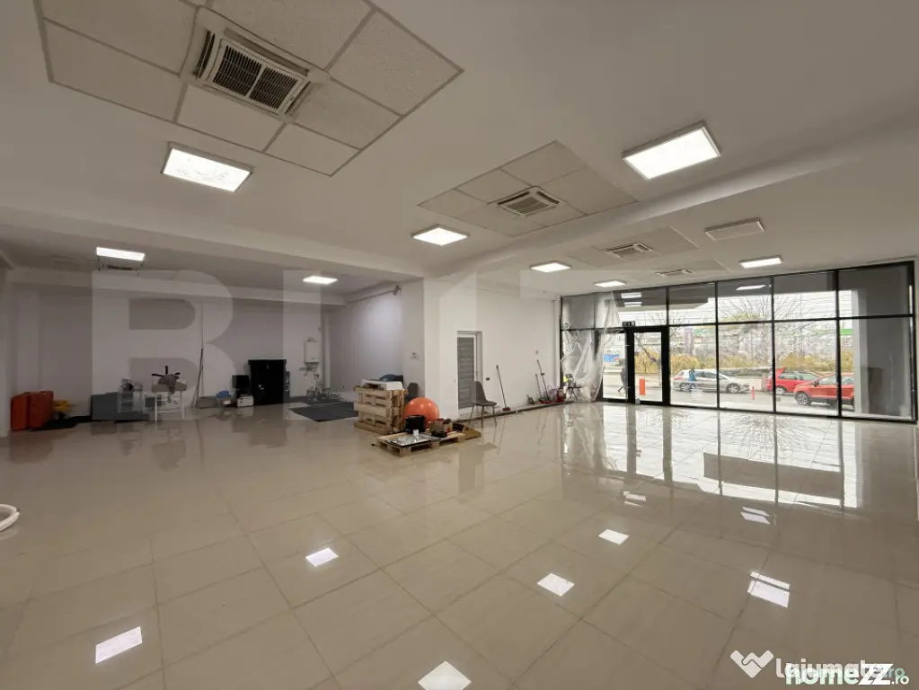 Parter clădire birouri, 156 mp, Calea Severinului - Craiova (Dolj)