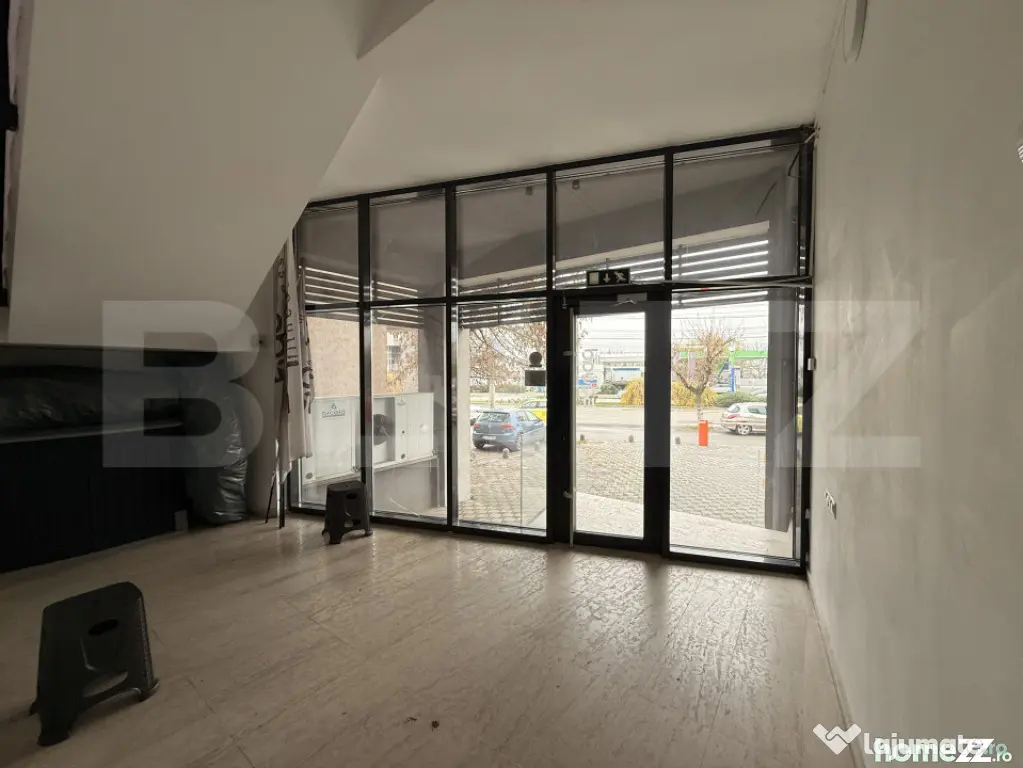 Parter clădire birouri, 156 mp, Calea Severinului - Craiova (Dolj)