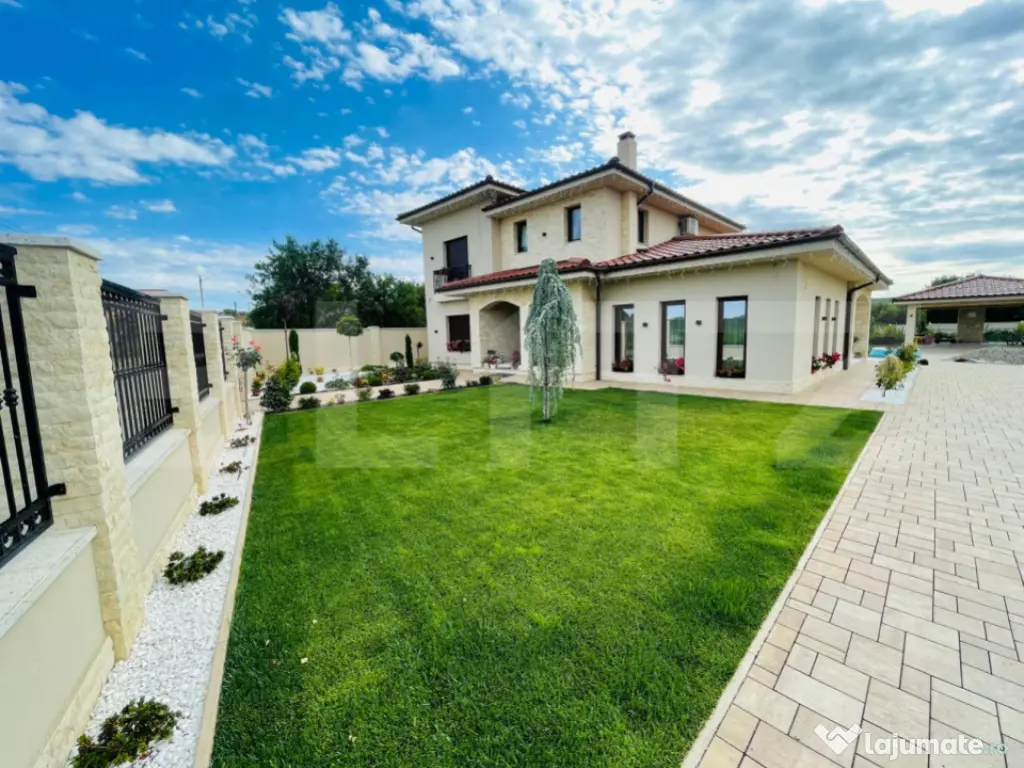 Casă modernă cu 4 dormitoare– Păulești, teren generos