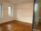 Apartament 2 camere decomandat+24mp balcon- zona Tractorul. 