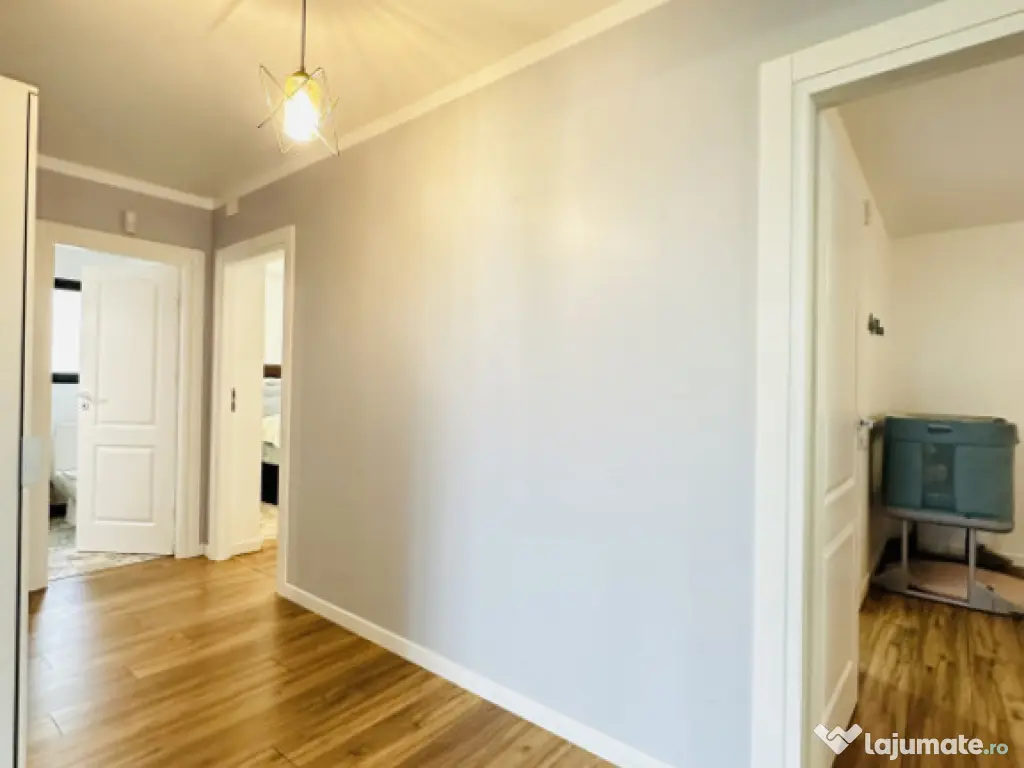 Casă spațioasă cu teren generos | 5 camere | Ovidiu – z