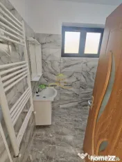 Casă de închiriat – ultracentral | Parter + Etaj separate |