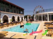 Hotel KM0 Costinesti + Restaurant + Bar + 6 spatii comerc... 