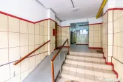 Apartament cu 3 camere de vânzare în zona Sebastian 