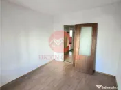 Apartament 3 Camere, Decomandat, Inel 2 