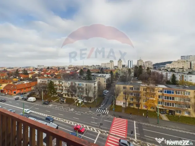 Apartament cu 4 camere de închiriat în zona Centrul Civic