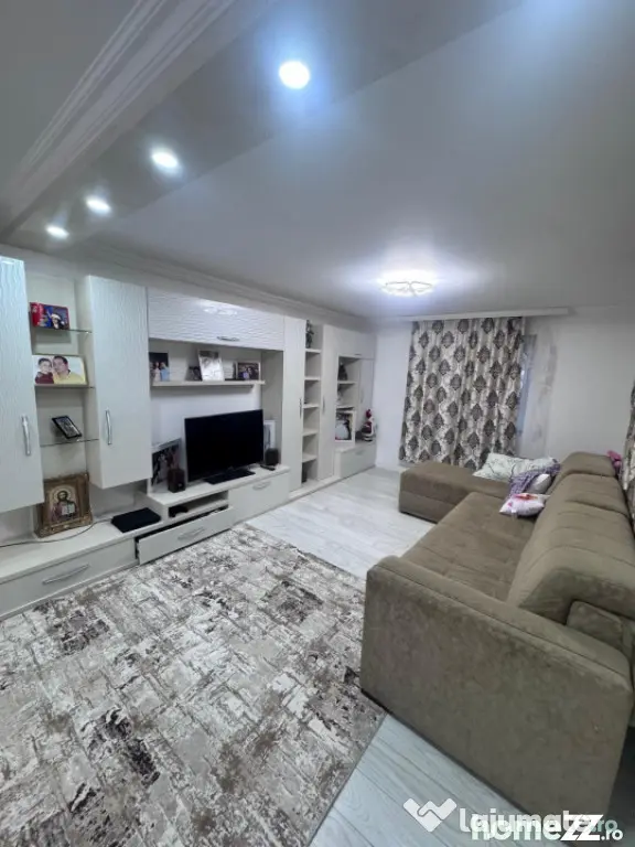 Casa individuala, teren 400mp, Radauti