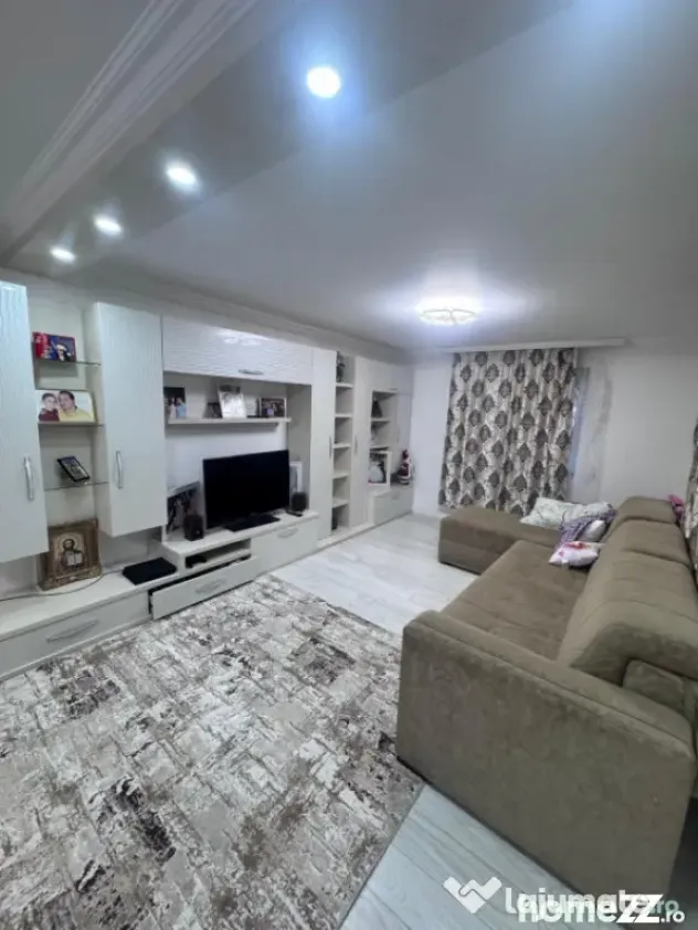 Casa individuala, teren 400mp, Radauti
