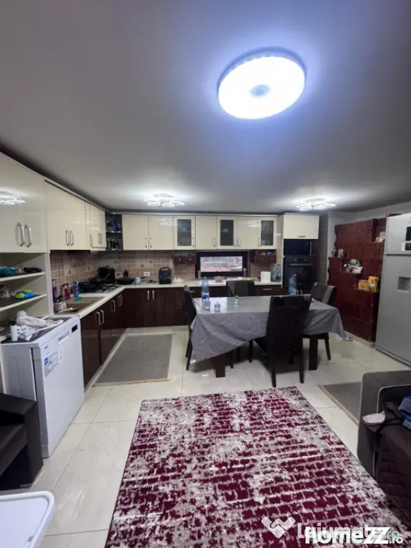 Casa individuala, teren 400mp, Radauti