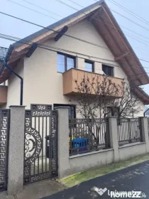 Casa individuala, teren 400mp, Radauti