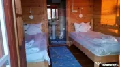 Afacere la cheie – Complex turistic cu 21 de căsuțe d... 