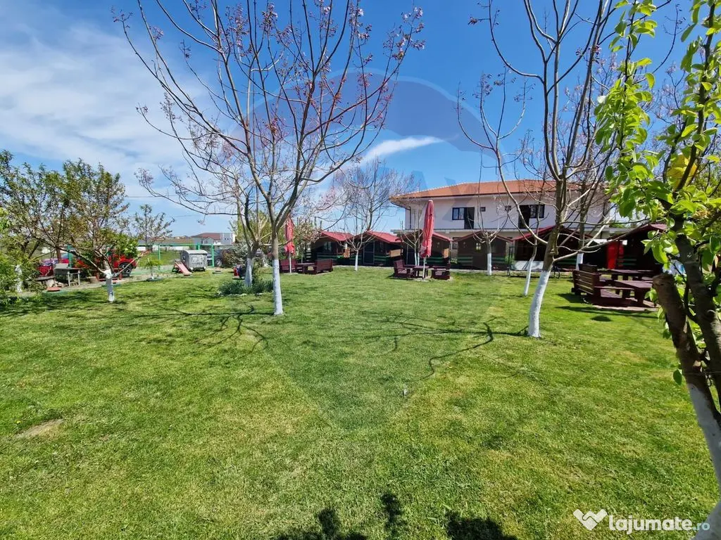 Afacere la cheie – Complex turistic cu 21 de căsuțe d...