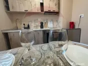 Apartament cu 2 camere de închiriat în zona Ultracentral 