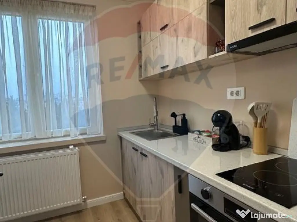 Apartament cu 2 camere de închiriat în zona Ultracentral