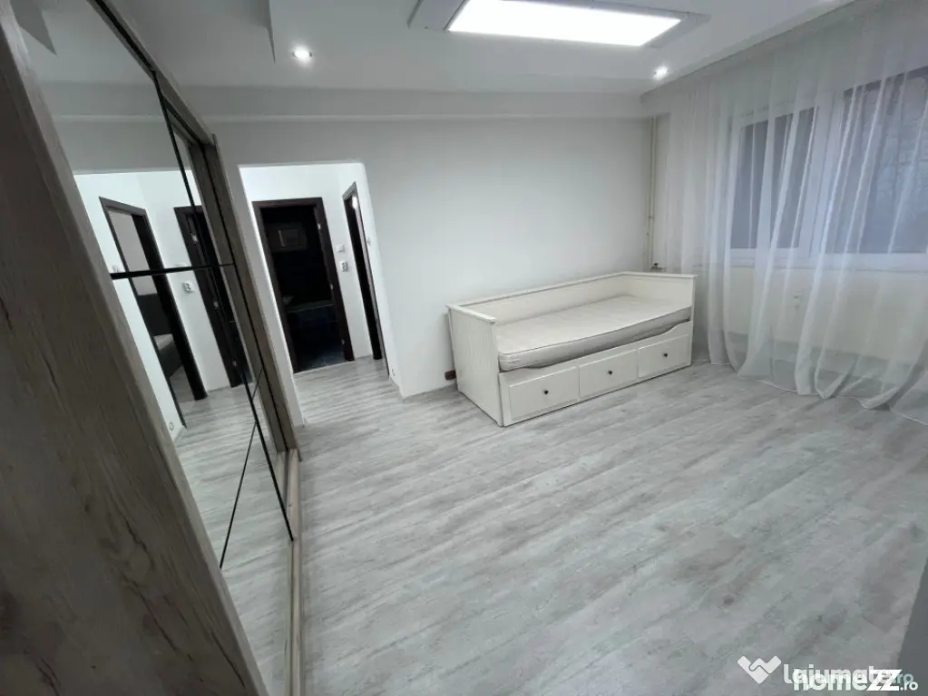 Apartament 3 camere, 63.80 mp utili, zona Centrala