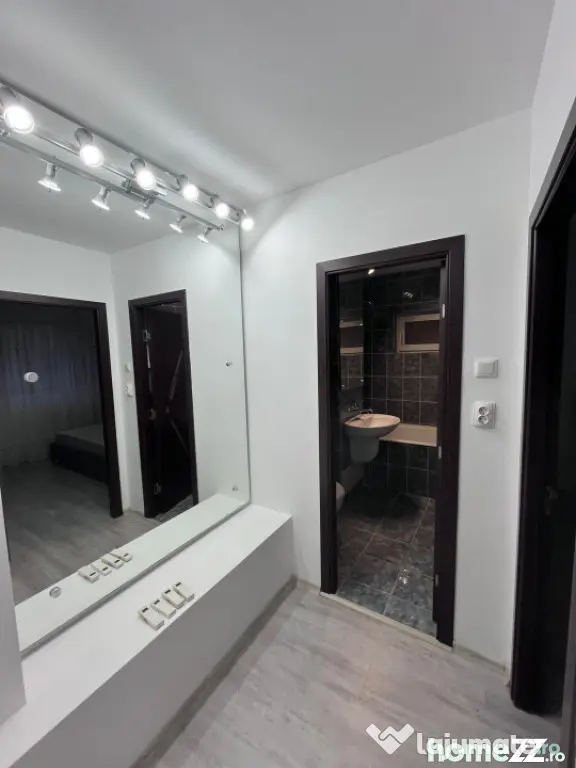 Apartament 3 camere, 63.80 mp utili, zona Centrala