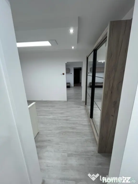 Apartament 3 camere, 63.80 mp utili, zona Centrala