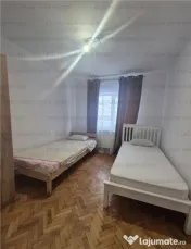 Apartament 3 camere, decomandat - zona Astra-Carpatilor 