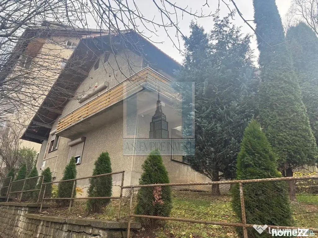 CASA/VILLA Individuală , teren 560 mp, D+P+E+pod-zona Ce... - Brasov (Brasov)
