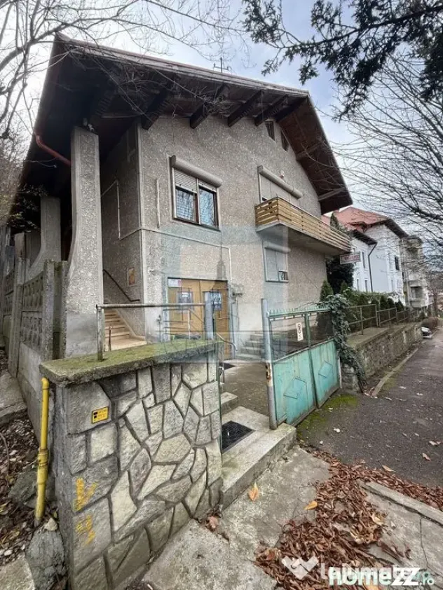CASA/VILLA Individuală , teren 560 mp, D+P+E+pod-zona Ce... - Brasov (Brasov)