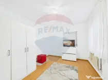 Casă cu două corpuri, ideală pentru firmă, Vitan