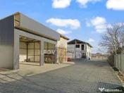 Constructie comerciala rezidentiala 251mp, deschidere la DN1 