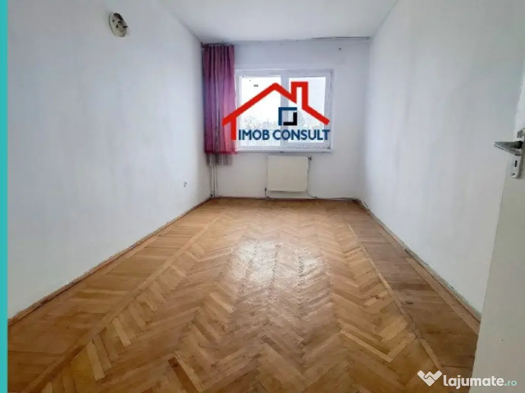 Apartament cu 3 camere, decomandat! Str. M. Eminescu! CE1372